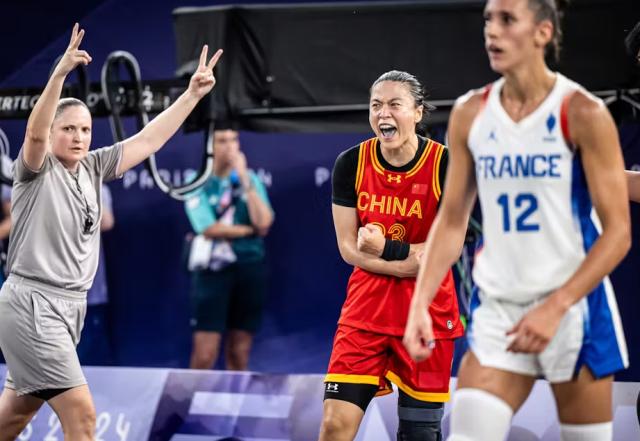 乐鱼体育官网-中国三人女篮两连败 她们需要浴火重生的“女乔丹”